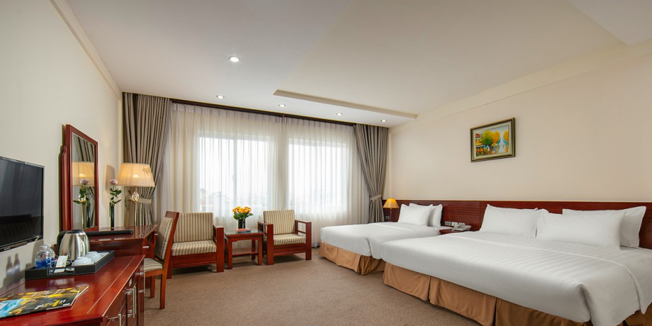 giadinh705-triple (1).jpg